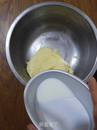 蜜瓜包的做法步骤：13