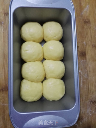蜜瓜包的做法步骤：19