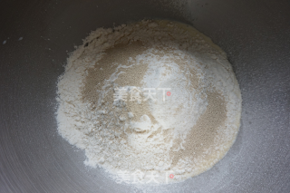 糖粒儿哈斯面包的做法步骤：2