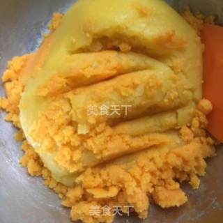 标芝士奶黄月饼的做法步骤：10