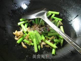 榨菜丝芦笋炒鹅胗的做法步骤：3