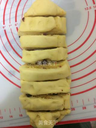 黄玫瑰面包＆蔓越莓椰蓉面包的做法步骤：11