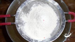 酸奶水果杯子蛋糕的做法步骤：7