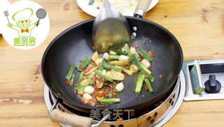 农家风味大盆土豆焖鸡--威厨艺的做法步骤：2