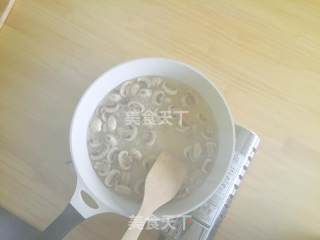 蘑菇浓汤的做法步骤：2