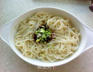 葱油面的做法步骤：2