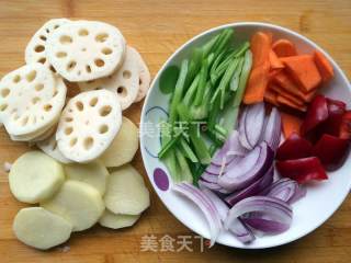 锡纸鲈鱼的做法步骤：2