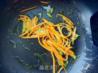 酱烧茄条的做法步骤：2