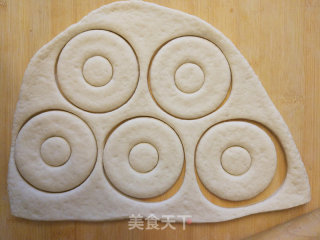 小黄人甜甜圈的做法步骤：4
