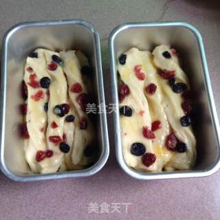 双莓炼乳手撕包的做法步骤：12