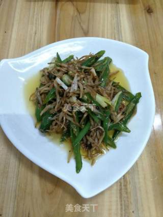 豆豉青椒银鱼的做法步骤：3