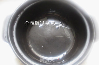 什锦煲仔饭的做法步骤：4