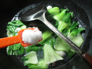 青菜淡贝丸煮粉丝的做法步骤：5
