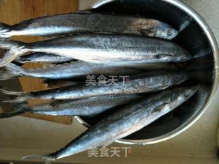 鲅鱼饺子的做法步骤：1