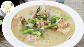滋补鱼头豆腐汤--威厨艺的做法步骤：7