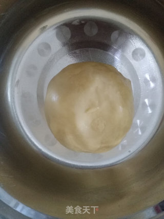 豆沙馅月饼的做法步骤：2