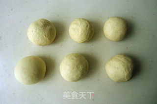 照烧鸡腿堡的做法步骤：2