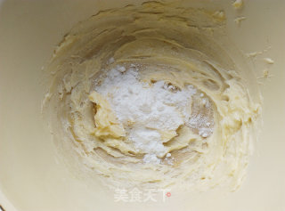 炼乳小羊曲奇的做法步骤：2