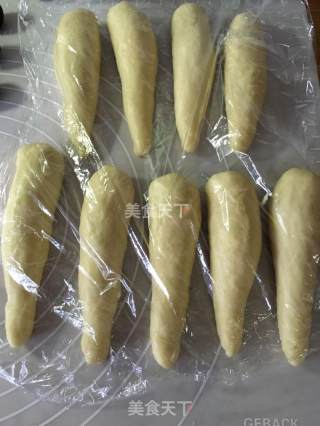 扁桃仁小餐包的做法步骤：15