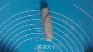网红蛋黄酥——麻薯肉松蛋黄酥的做法步骤：12