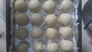 网红蛋黄酥——麻薯肉松蛋黄酥的做法步骤：22