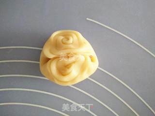 【红豆沙蛋黄酥】的做法步骤：19