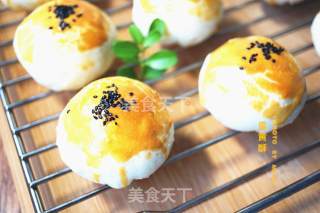 【红豆沙蛋黄酥】的做法步骤：31