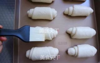 超柔软中种～淡奶油卷的做法步骤：12