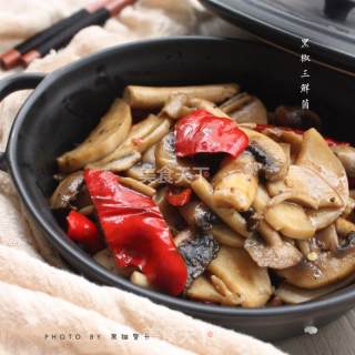 黑椒三鲜菌的做法步骤：6