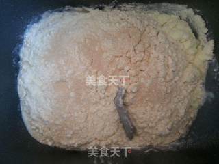 美味叉烧鸡腿堡的做法步骤：2