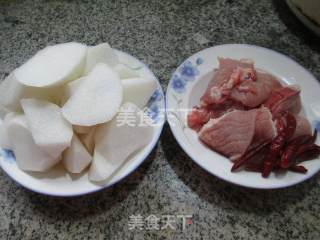 大排炖萝卜的做法步骤：1