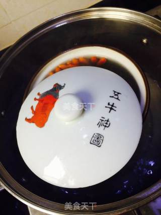 莲子猪心汤的做法步骤：3
