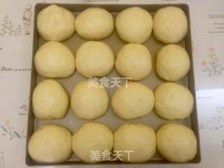 淡奶油椰香肉松软面包的做法步骤：8