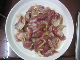 梅菜蒸肉的做法步骤：6