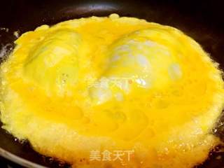 青红圆椒炒鸭蛋的做法步骤：5