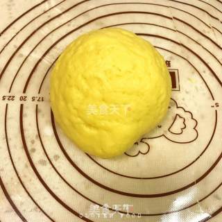 莲蓉小酥的做法步骤：4