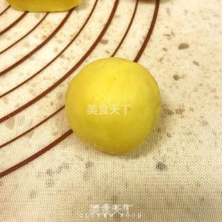 莲蓉小酥的做法步骤：7