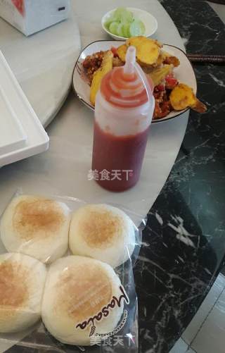 西式早餐炸鸡包的做法步骤：1