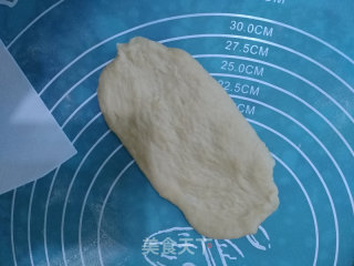 葱香香肠面包的做法步骤：5