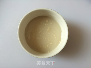 小洋葱培根披萨的做法步骤：2
