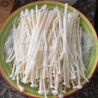 蒜蓉粉丝金针菇的做法步骤：3