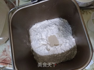 椰蓉面包的做法步骤：1
