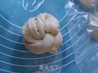 椰蓉面包的做法步骤：10