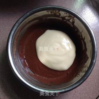 拉花轻奶酪蛋糕的做法步骤：8
