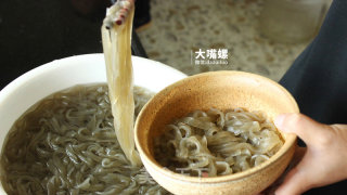 特制酸辣红薯粉丨大嘴螺的做法步骤：11