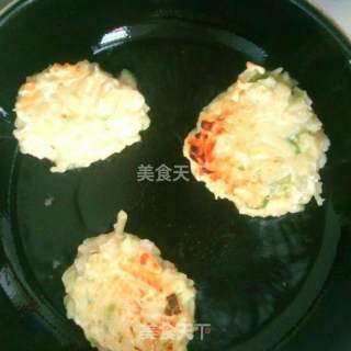 剩面条饼的做法步骤：5