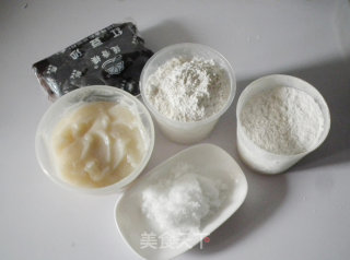 荷花酥的做法步骤：1