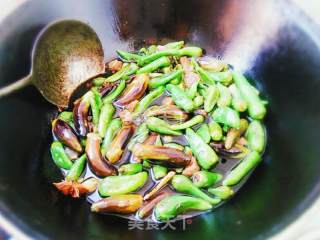 油焖牛肉小辣椒的做法步骤：10