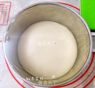 高颜值的mini牛排汉堡的做法步骤：2