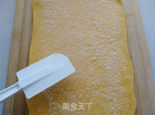 南瓜椰蓉面包卷的做法步骤：8